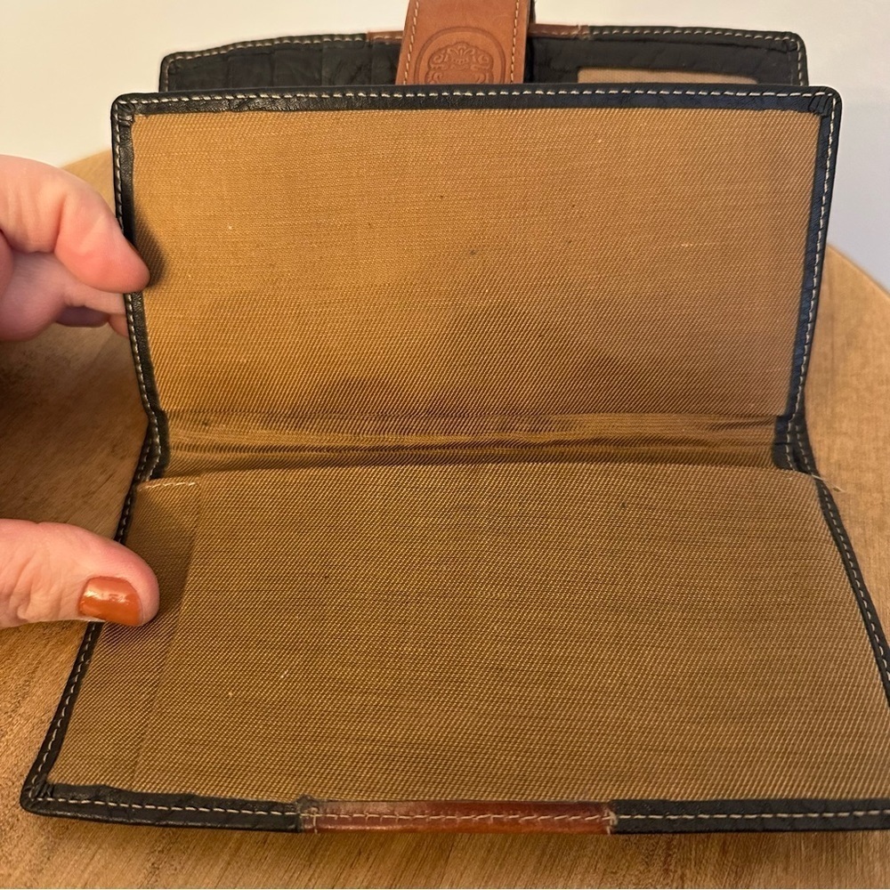 Mundi Long Wallet Brown Black Pebble Leather Gold Hardware Snap Coin Pocket Card - Picture 8 of 16
